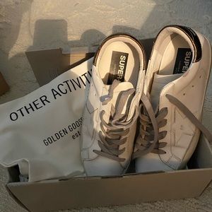 Like new in box golden goose superstar 38 white/gold
